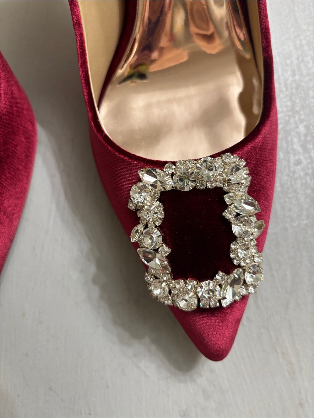 Badgley Mischka Burgundy Velvet Pointed Toe Pumps with Crystal Buckle Accent 10 - Picture 4 of 10